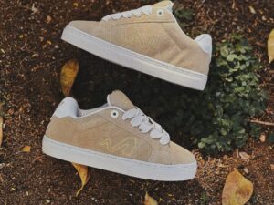 Home 21 Tesla Hertz Sand