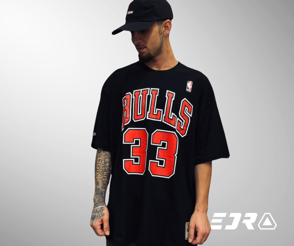 CAMISETA CHICAGO BULLS MITCHEL E NESS PIPPEN 33 1 CAMISETA CHICAGO BULLS MITCHEL E NESS PIPPEN 33